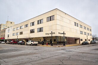 505 King St, La Crosse, WI for rent Building Photo- Image 1 of 5