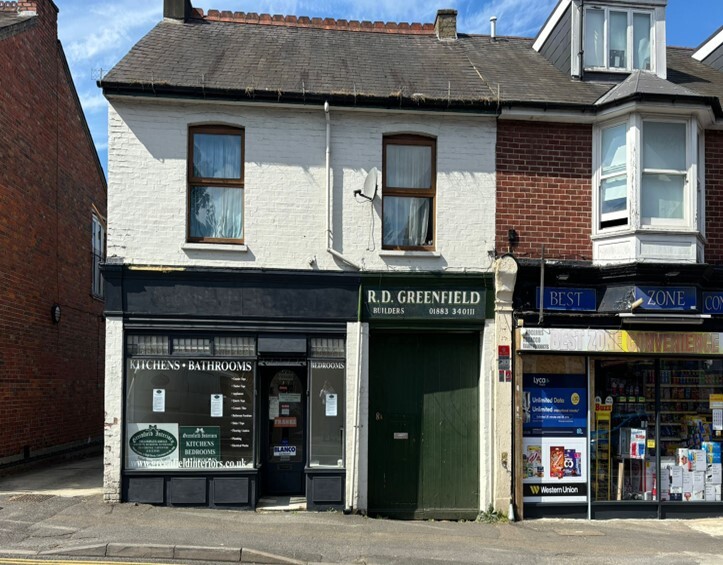 8 High St, Caterham for rent - Building Photo - Image 1 of 2