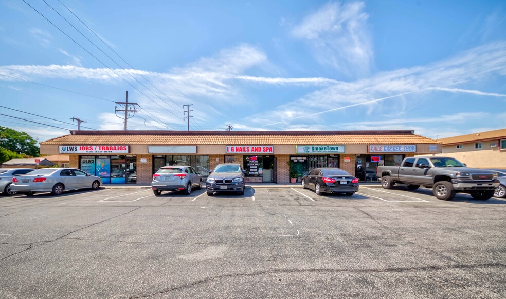 15660 Amar Rd, La Puente, CA for sale - Building Photo - Image 2 of 19