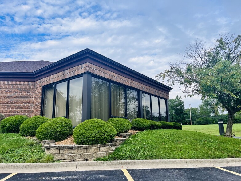 19630 Governors Hwy, Flossmoor, IL for sale - Building Photo - Image 1 of 1