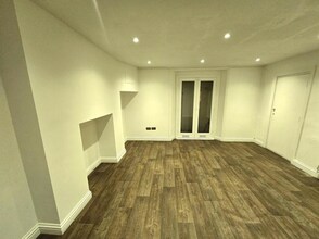 26 Harmer St, Gravesend to rent Interior Photo- Image 1 of 4