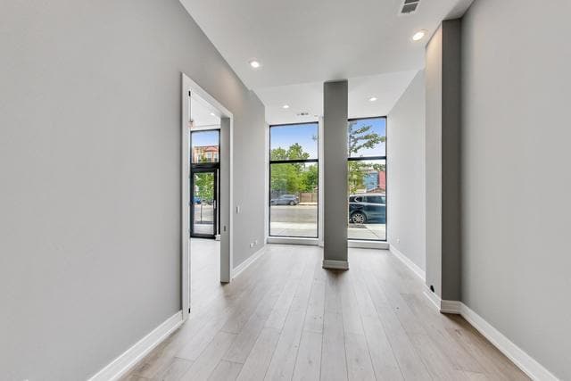 1330 Western, Chicago, IL for sale - Interior Photo - Image 3 of 9