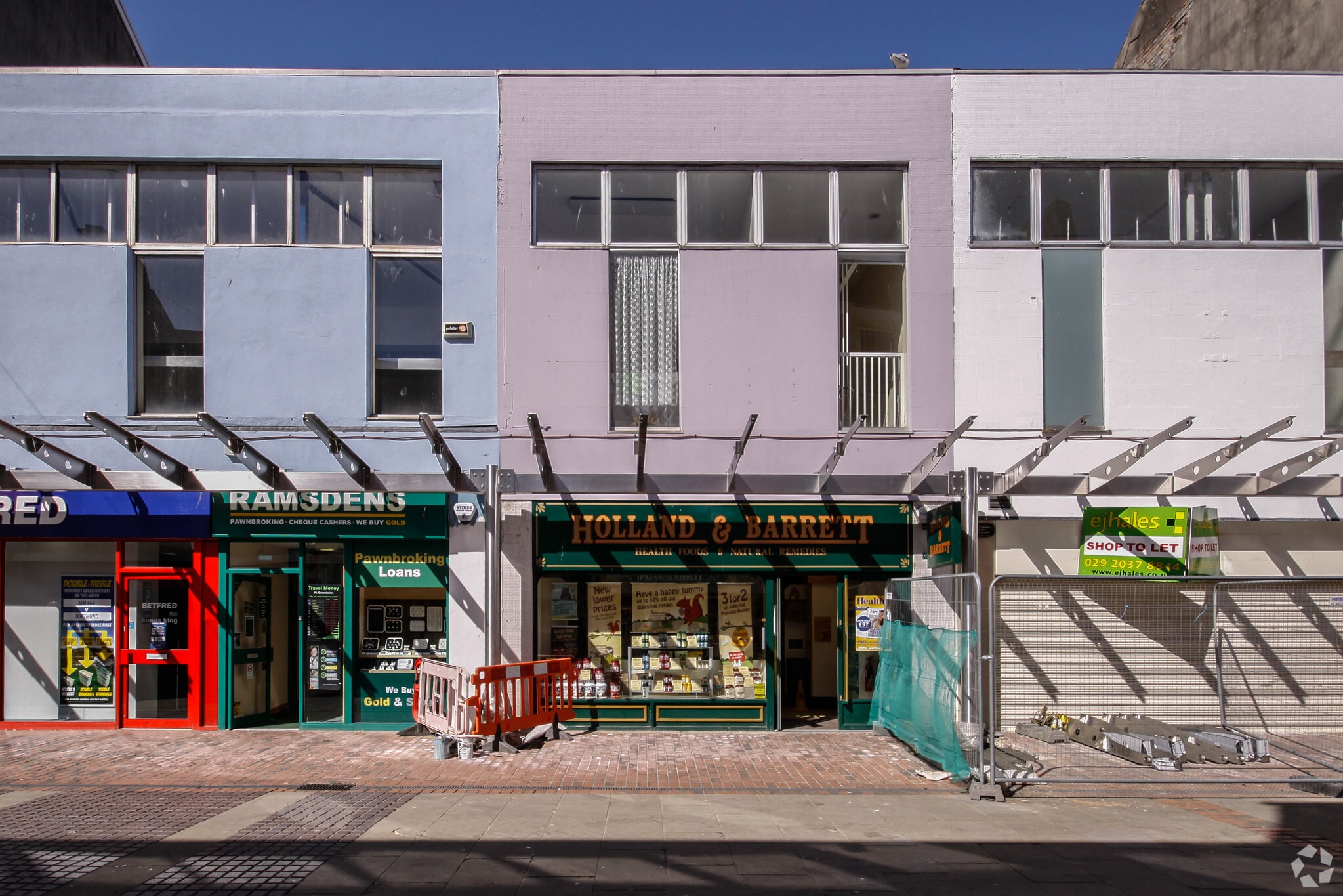 16 Stepney St, Llanelli for sale Primary Photo- Image 1 of 1