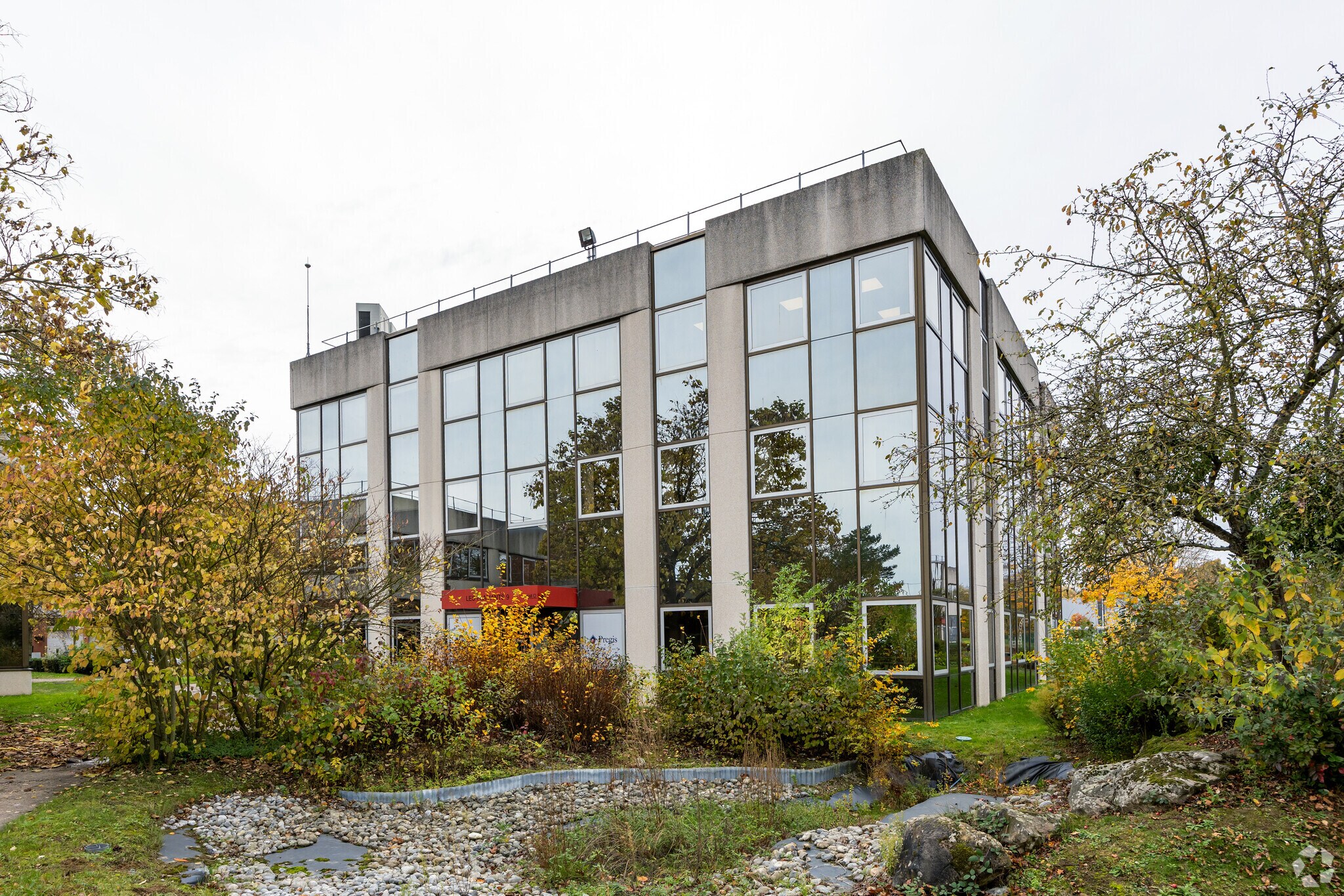 13 Rue de la Perdrix Les Flamants 9, Villepinte to rent Primary Photo- Image 1 of 4