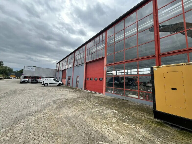 Light Industrial in Fegersheim to rent - Building Photo - Image 3 of 5