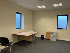 Bryggen Rd, Kings Lynn to rent Interior Photo- Image 2 of 3