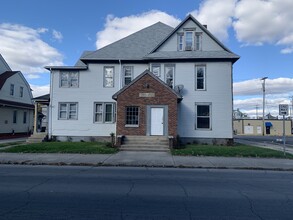 431 W Howard St, Muncie, IN for sale Primary Photo- Image 1 of 3