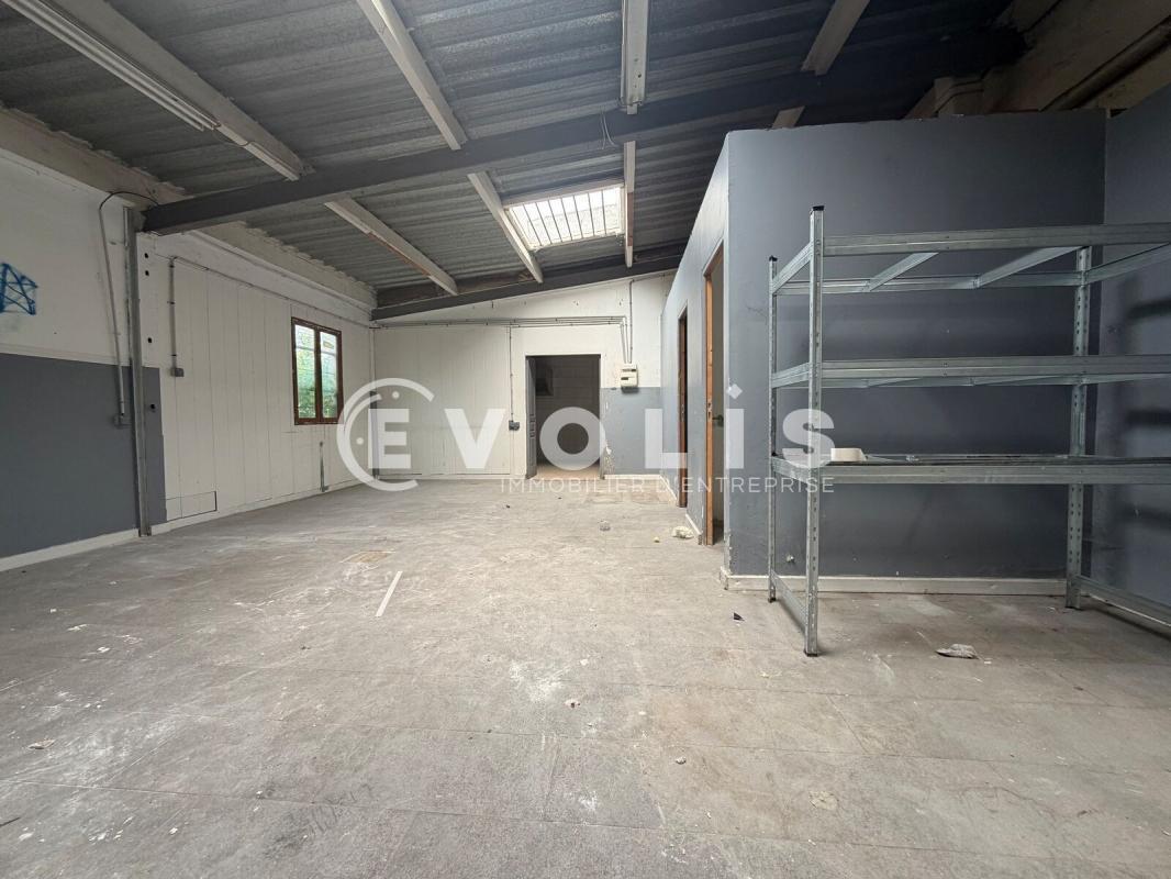 Office in Chevilly-Larue to rent Interior Photo- Image 1 of 10