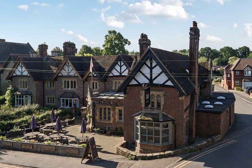 High St, Tonbridge for sale - Primary Photo - Image 1 of 1