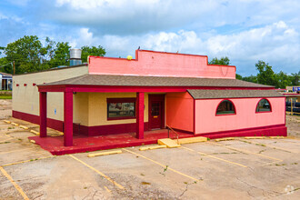 1428 S 4th St, Chickasha, OK for sale Primary Photo- Image 1 of 1