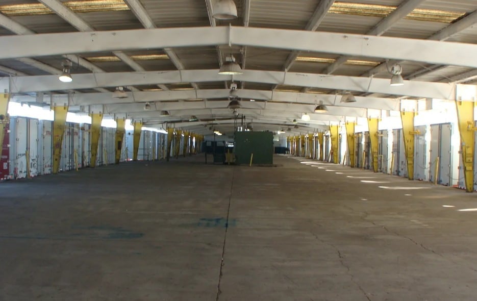 830 S 25th Ave, Phoenix, AZ to rent Interior Photo- Image 1 of 3