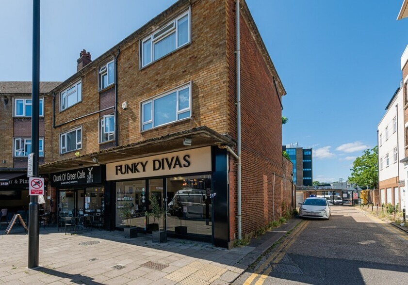 Ashfield Rd, London to rent - Primary Photo - Image 1 of 3