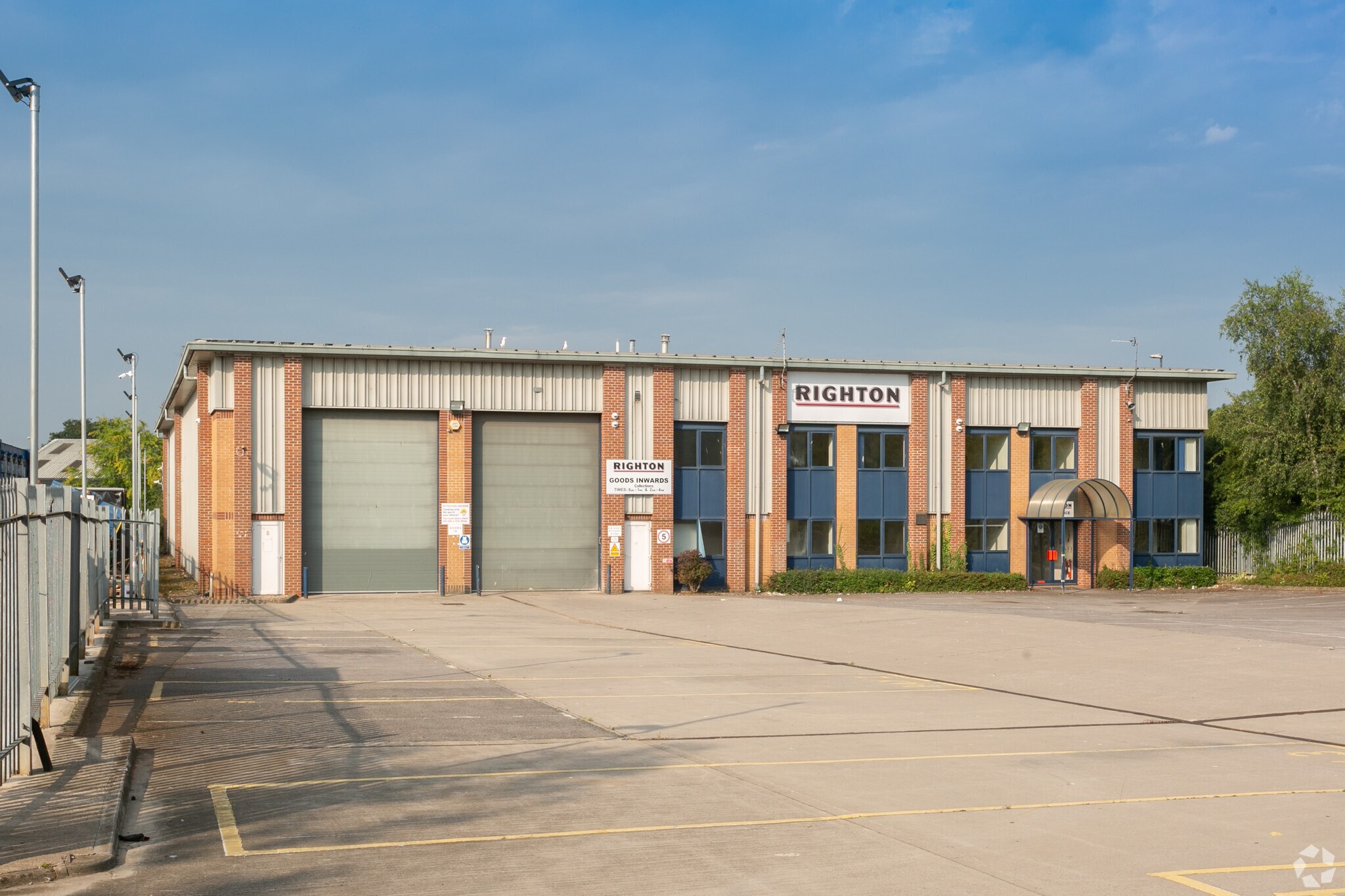 Hawkesworth Rd, Yate for sale Building Photo- Image 1 of 1