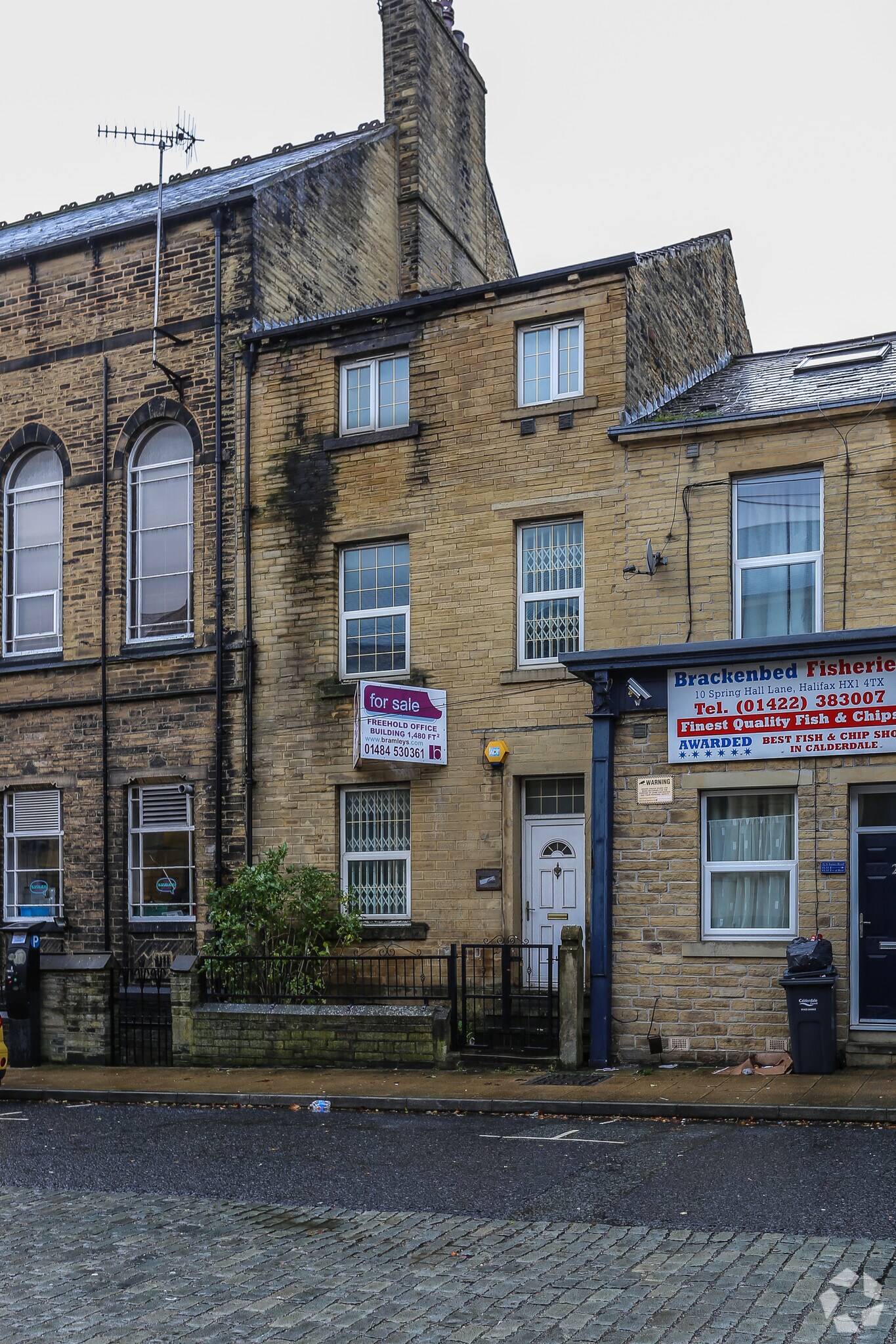 9 St James Rd, Halifax for sale Primary Photo- Image 1 of 1