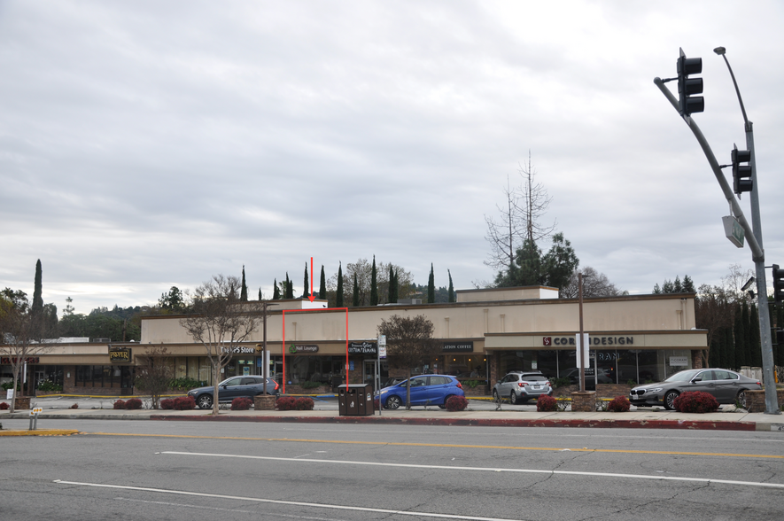 458-468 Foothill Blvd, La Canada Flintridge, CA for rent - Building Photo - Image 1 of 6