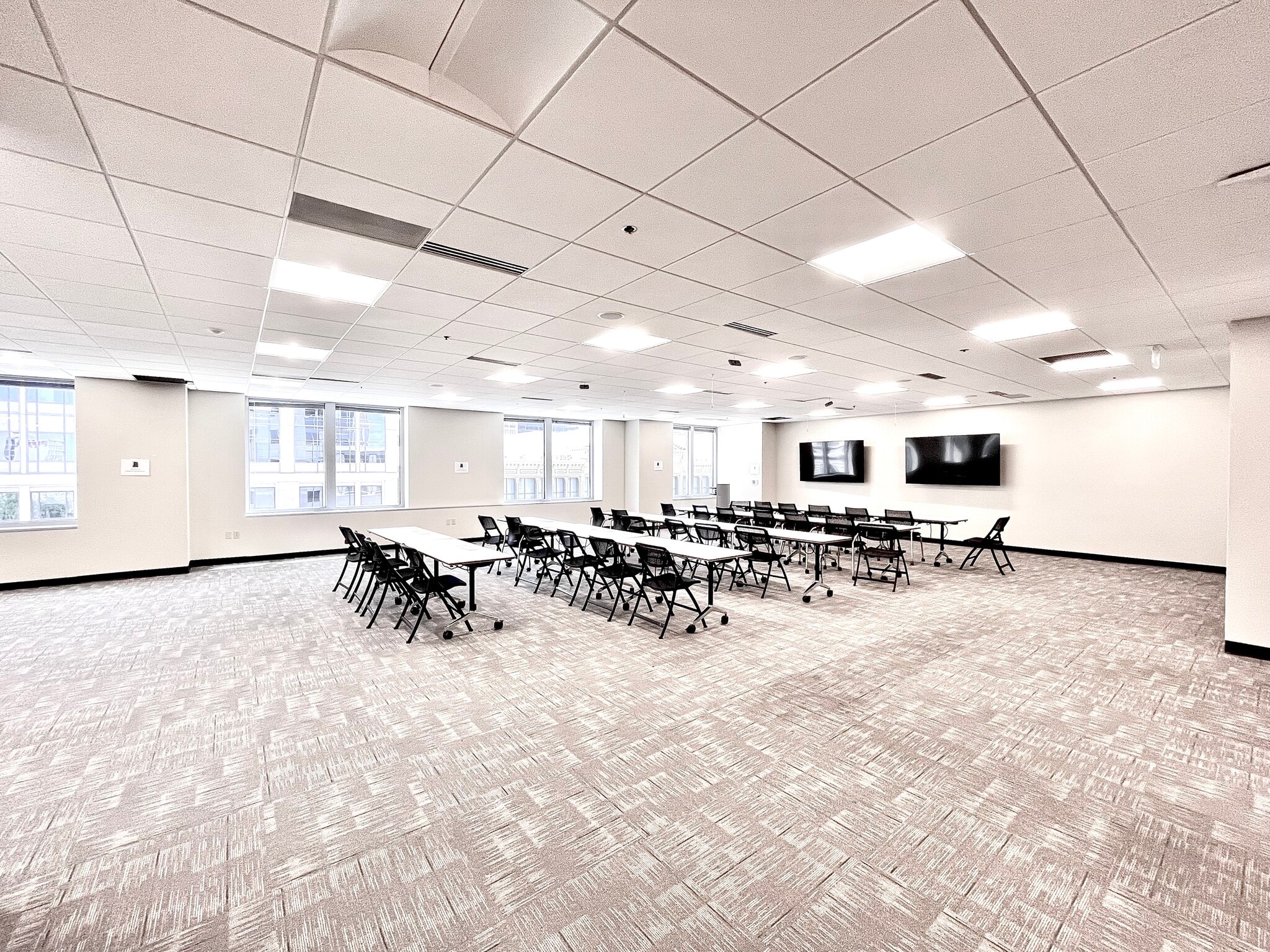 2 S Main St, Salt Lake City, UT to rent Interior Photo- Image 1 of 11