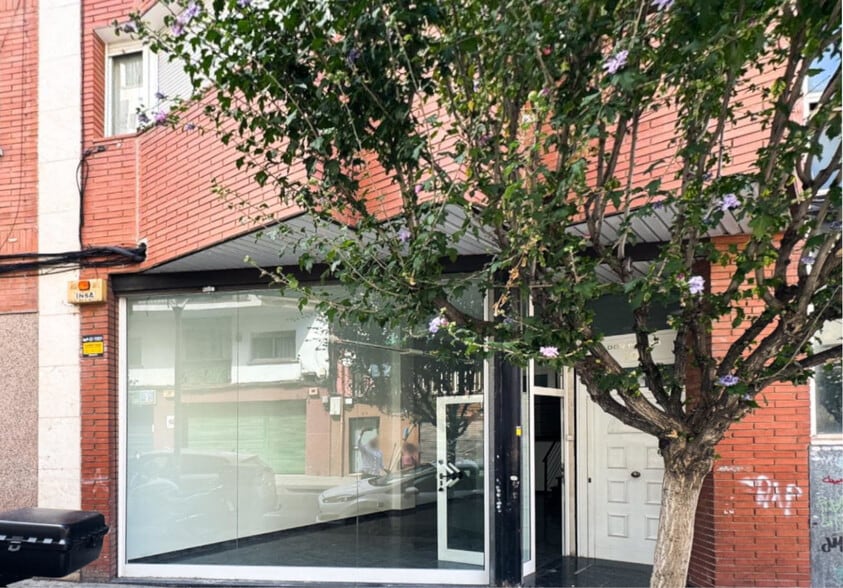 Retail in Badalona, Barcelona for sale - Interior Photo - Image 1 of 1