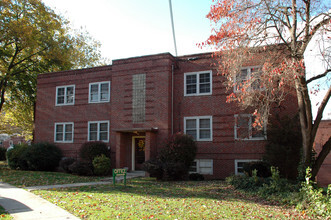 2703 Hollywood Ct, Reading, PA for sale Primary Photo- Image 1 of 1