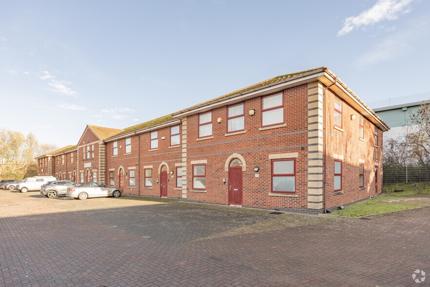 Wheatstone Ct, Quedgeley for sale - Primary Photo - Image 1 of 16