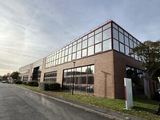 More details for 7-14 Rue Du Fossé Blanc, Gennevilliers - Office, Light Industrial to Rent
