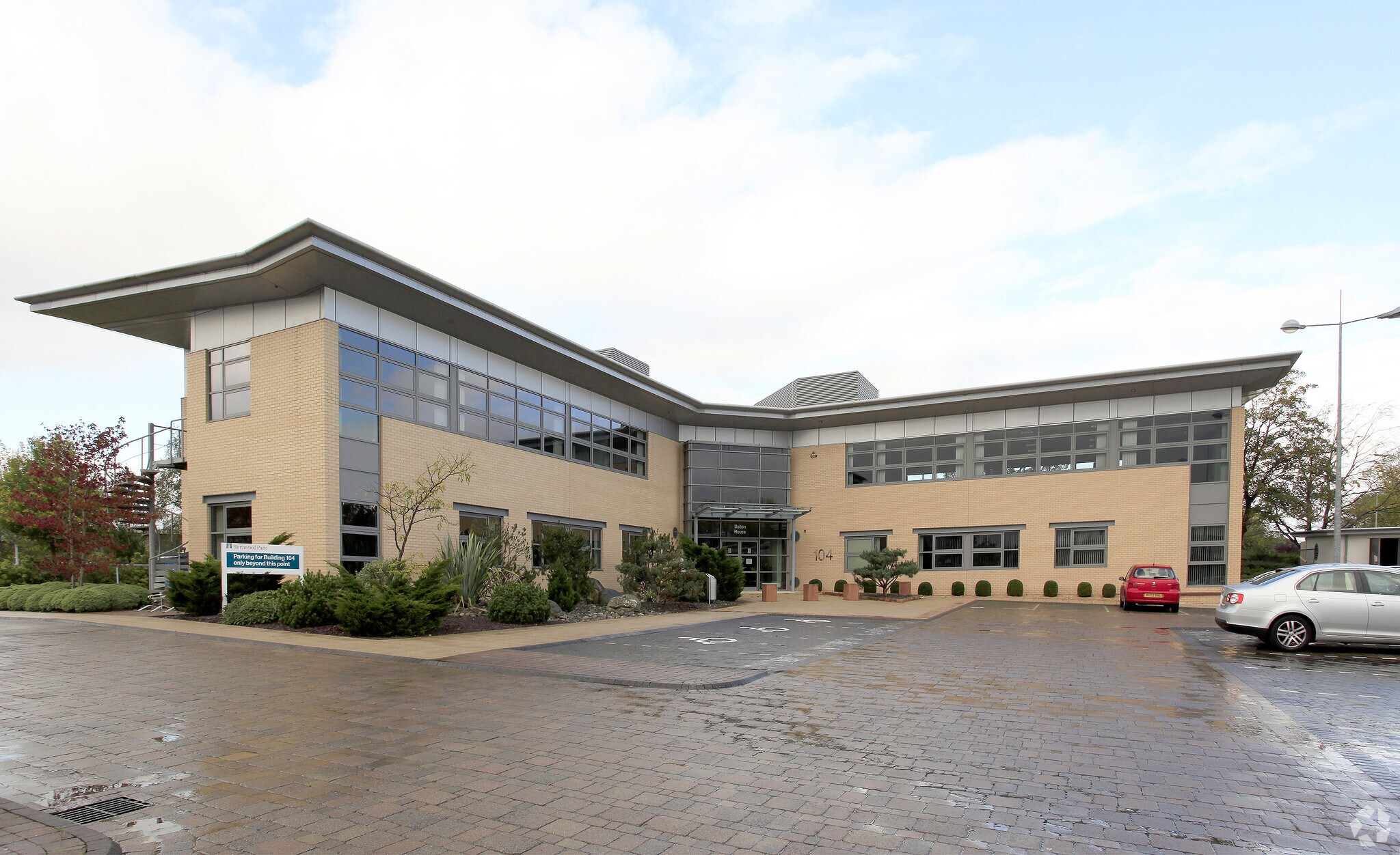 104 Dalton Ave, Warrington for sale Primary Photo- Image 1 of 1