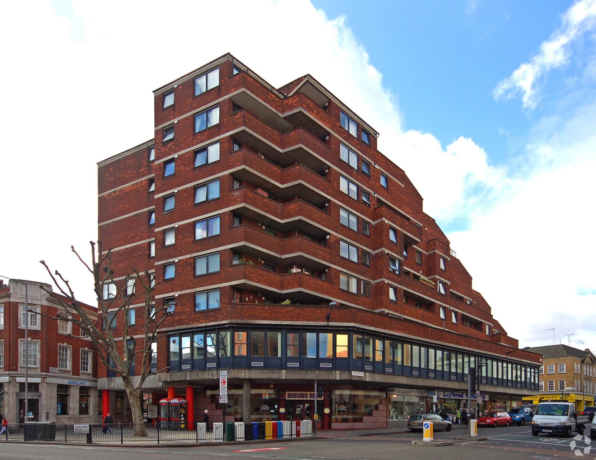 169A Vauxhall Bridge Rd, London for sale Primary Photo- Image 1 of 1