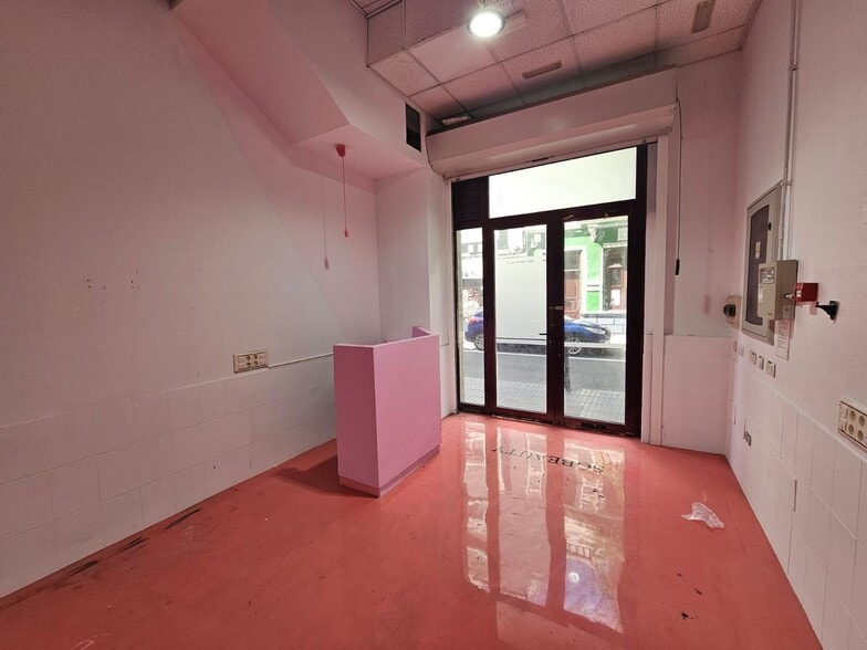 Calle Nicolás Estévanez, 43, Las Palmas de Gran Canaria, Las Palmas to rent - Interior Photo - Image 3 of 17