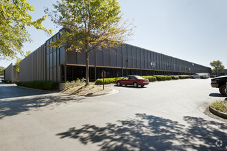 6669 Peachtree Industrial Blvd, Peachtree Corners, GA for rent Primary Photo- Image 1 of 11