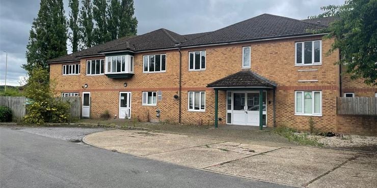 2 Field Way, Rickmansworth for sale Primary Photo- Image 1 of 1