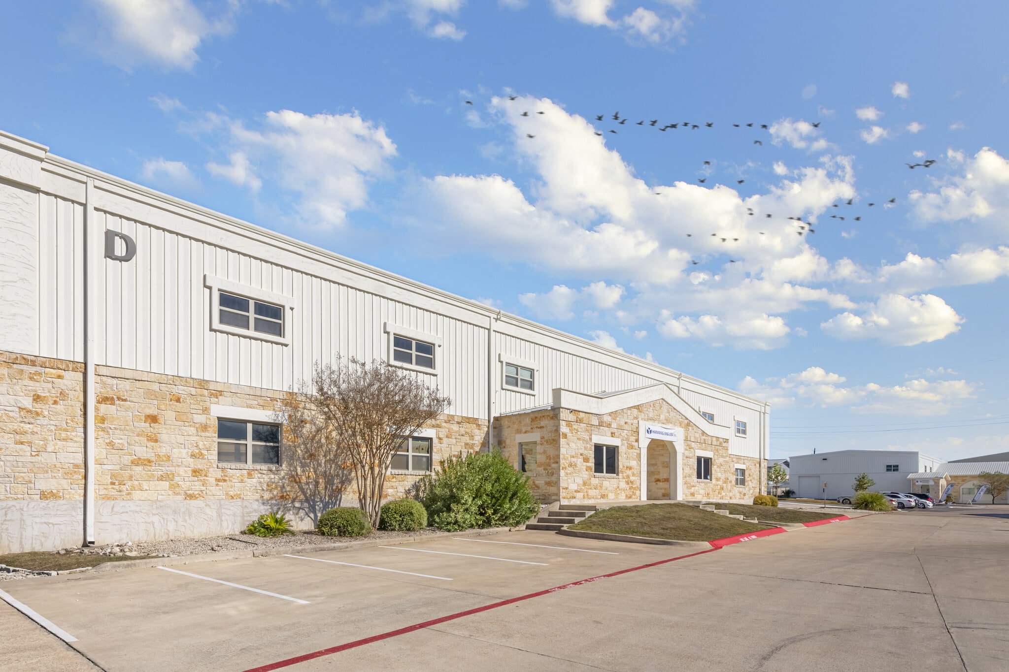 1900 E Howard Ln, Pflugerville, TX for sale Building Photo- Image 1 of 1