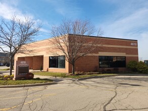 4610 S Biltmore Ln, Madison, WI for rent Building Photo- Image 1 of 4