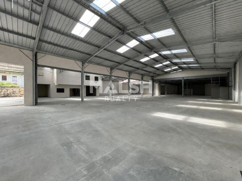Avenue Paul Krüger, Villeurbanne to rent - Interior Photo - Image 2 of 7