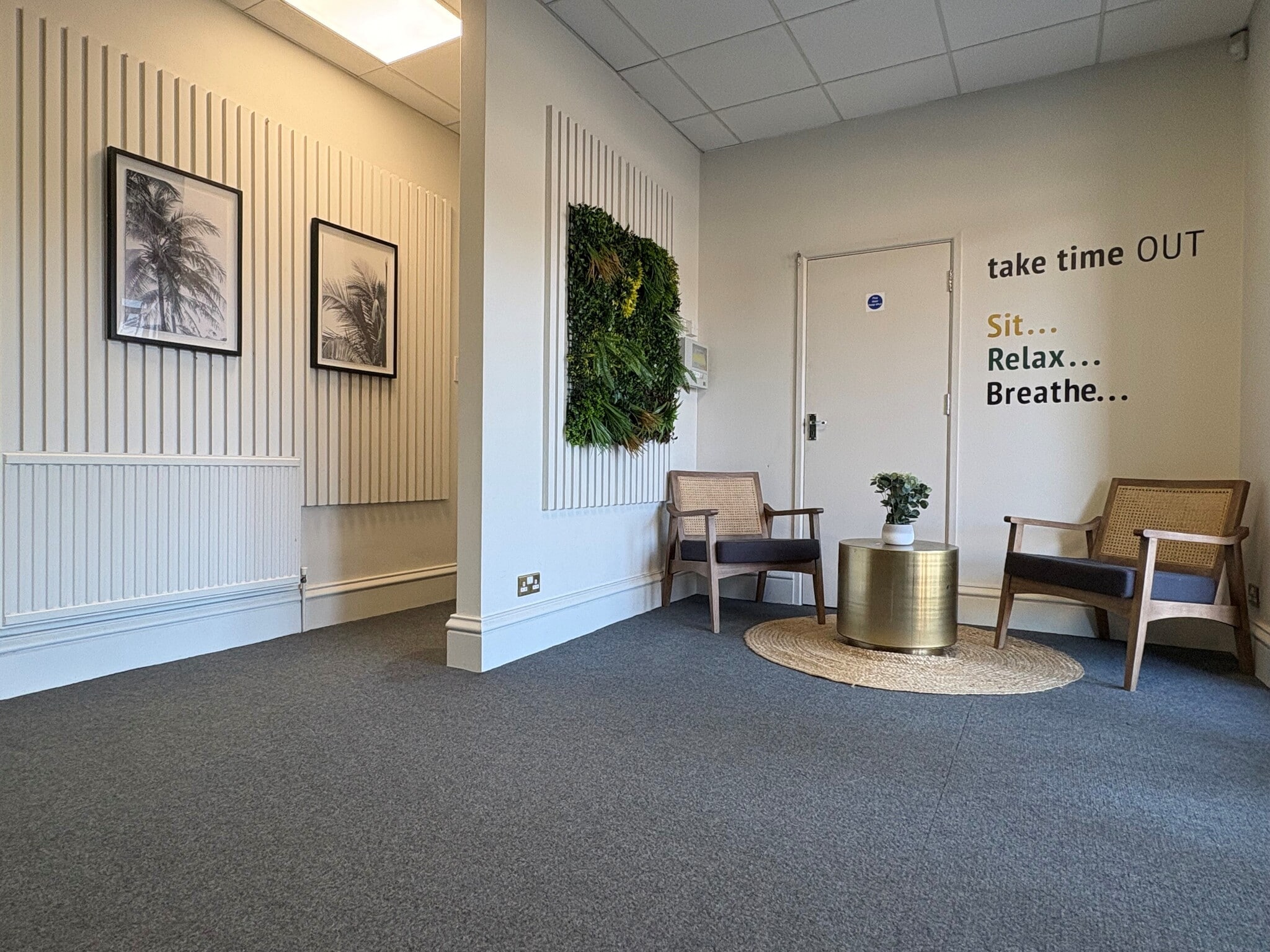 398-400 Holdenhurst Rd, Bournemouth to rent Interior Photo- Image 1 of 4