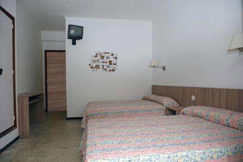 Avenida Costa Brava, 21, Tossa de Mar, Gerona for sale - Interior Photo - Image 2 of 3