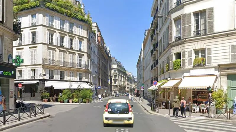 Retail in Paris to rent - Building Photo - Image 1 of 5