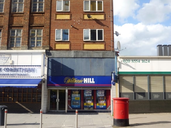 393 Eastern Ave, Ilford to rent - Primary Photo - Image 1 of 4