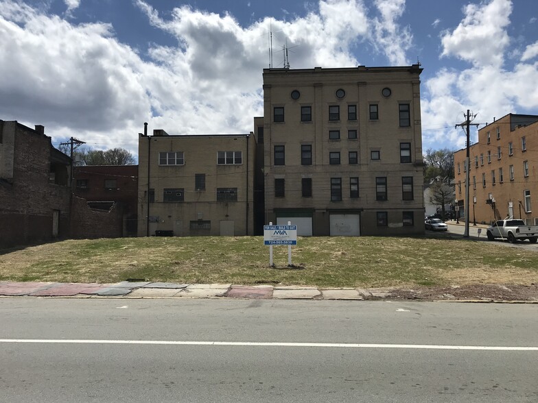 335 McKean Ave, Charleroi, PA for sale - Primary Photo - Image 1 of 1