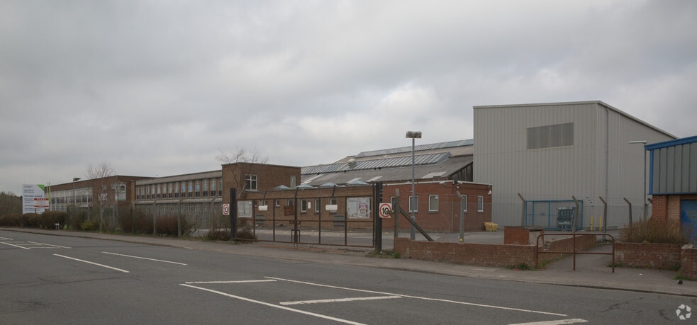 Broad St, Cowdenbeath for sale - Primary Photo - Image 1 of 1