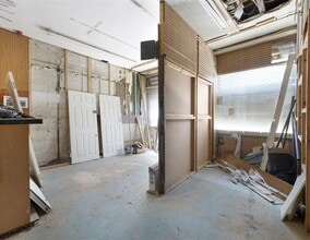 594-596 Harrow Rd, London to rent Interior Photo- Image 2 of 15