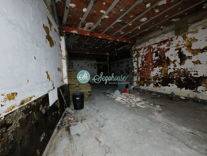 Segovia, SEG 40001 - Unit 01 - - Interior Photo - Image 1 of 18