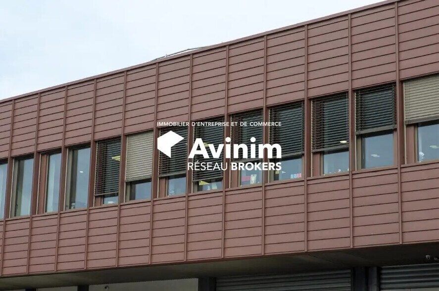 Industrial in Wissous to rent - Building Photo - Image 3 of 4