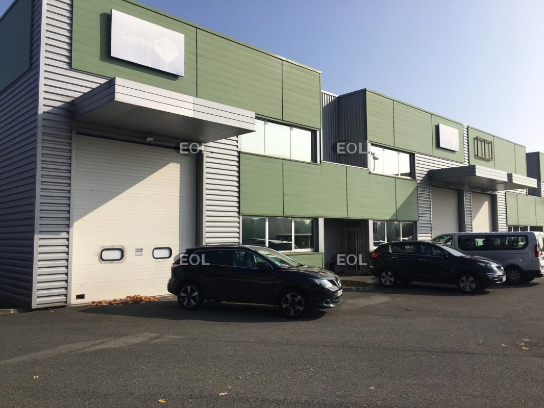 Light Industrial in Saint-Brice-sous-Forêt to rent Building Photo- Image 1 of 6