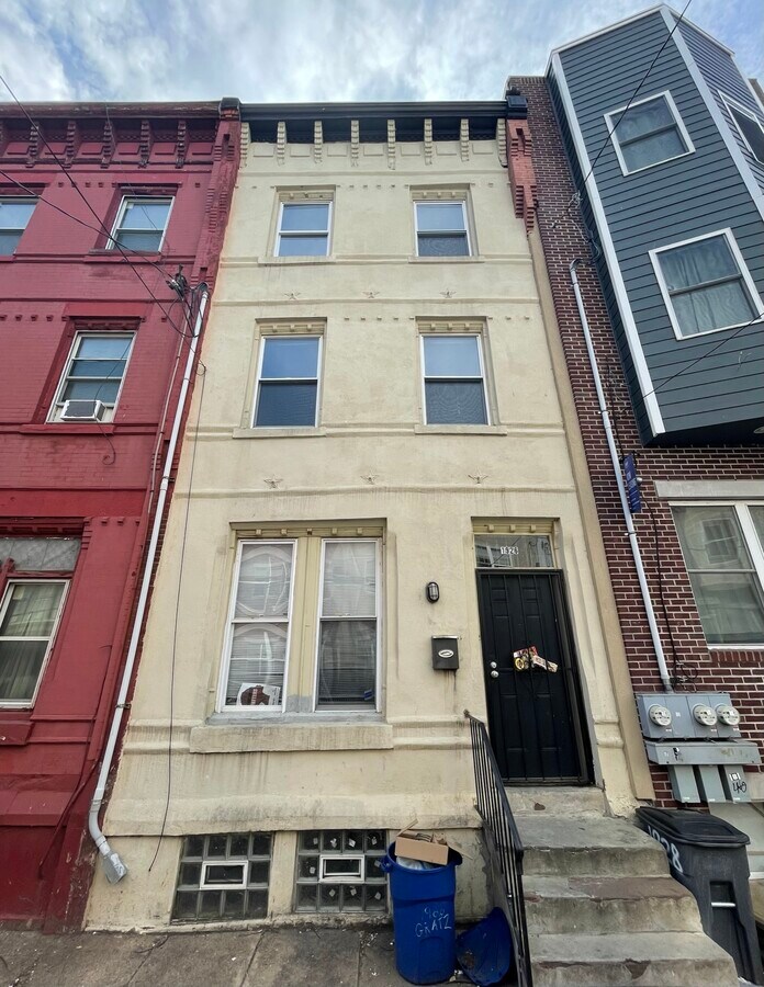 1926 N Gratz St, Philadelphia 19121