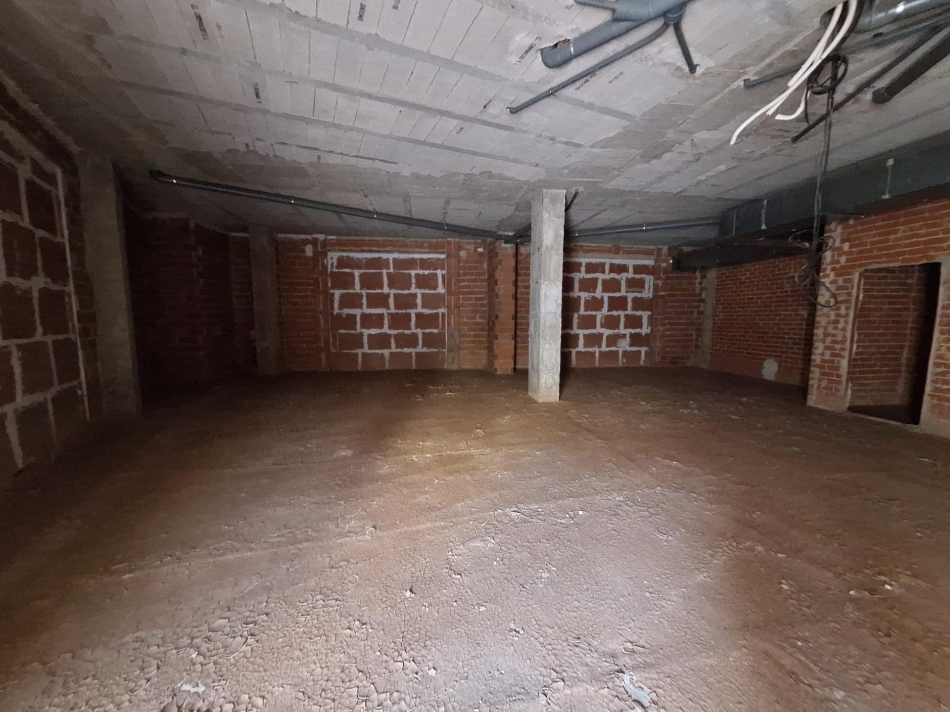 Retail in Algemesí for sale Building Photo- Image 1 of 6