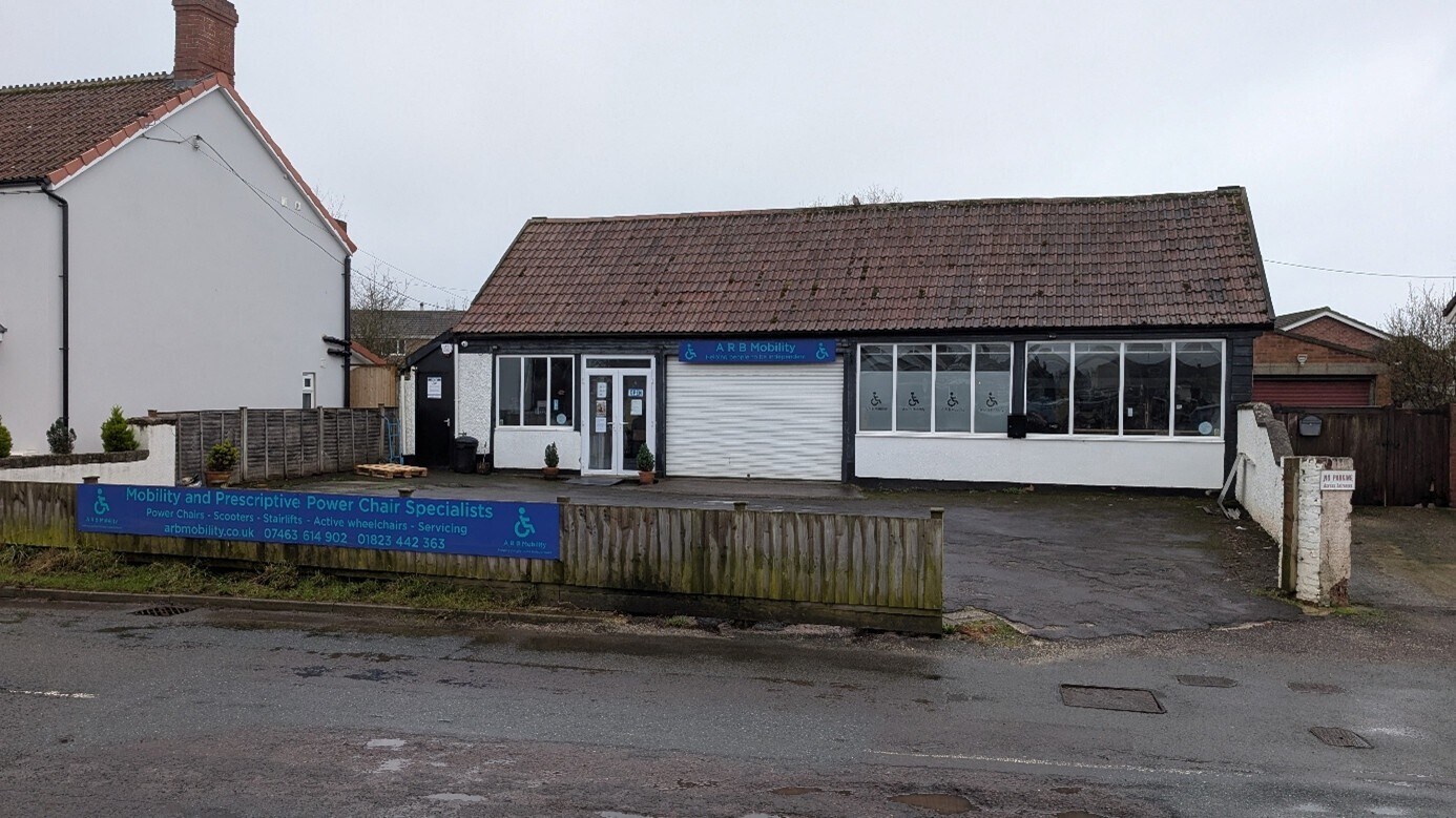 Cheats Lane, Ruishton to rent Building Photo- Image 1 of 2