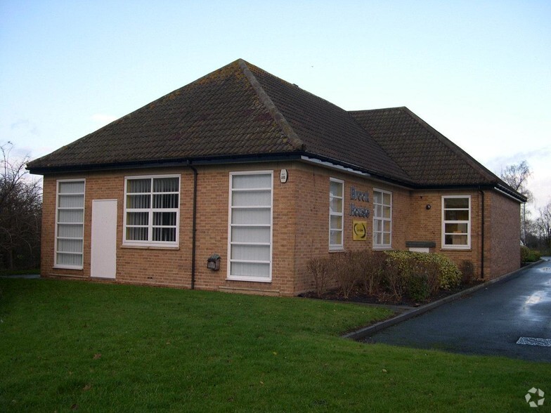 Hartlebury Trading Estate, Hartlebury for rent - Primary Photo - Image 1 of 1