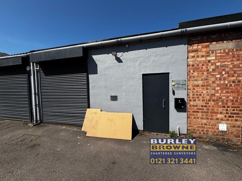 Unit 3, 17 Reddicap, Sutton Coldfield for sale - Building Photo - Image 1 of 11