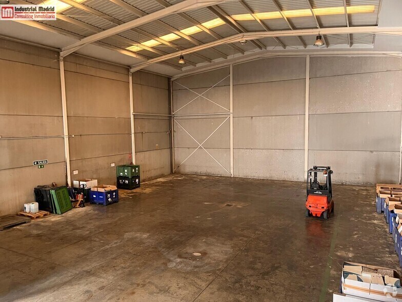 Industrial in San Martín de la Vega, Madrid for sale - Interior Photo - Image 1 of 1