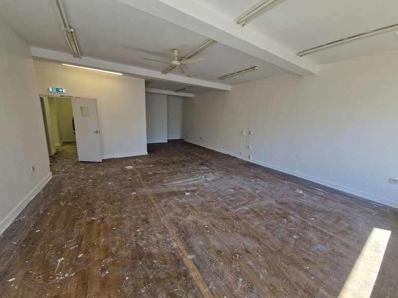 21a North Cross St, Gosport to rent - Building Photo - Image 3 of 9