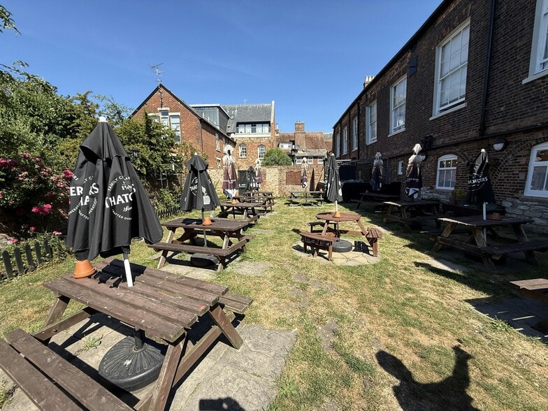 6 High St, Poole for sale - Building Photo - Image 3 of 5